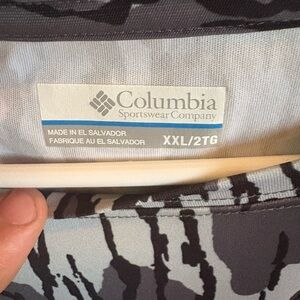 Columbia Black and Gray Mossy Oak Bottomland Shirt XXL